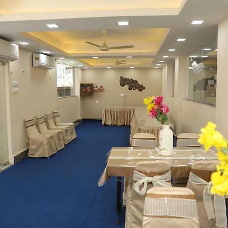 Hotel Bandhan Residency Calcuta Exterior foto