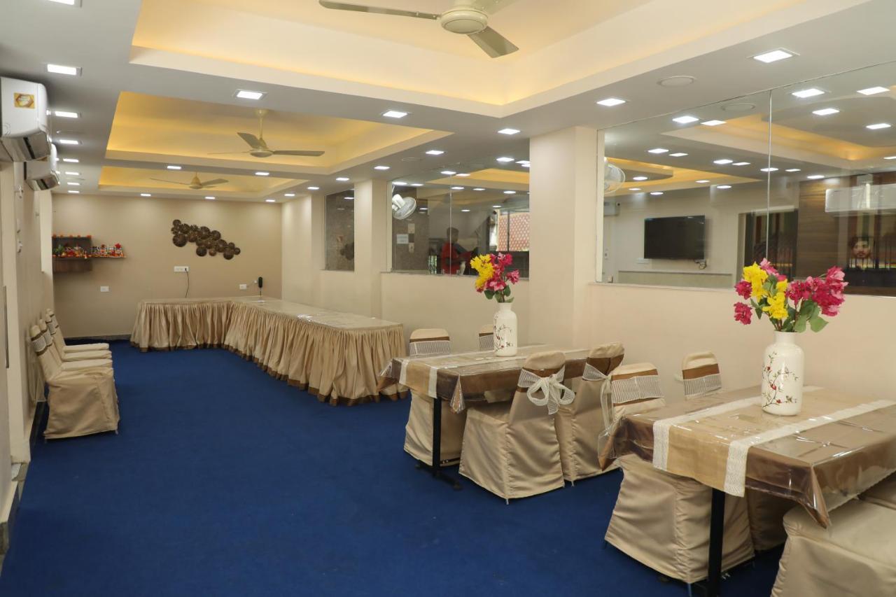 Hotel Bandhan Residency Calcuta Exterior foto