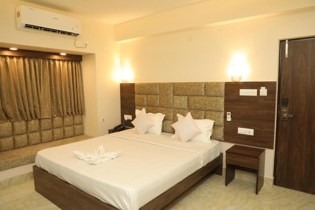 Hotel Bandhan Residency Calcuta Exterior foto