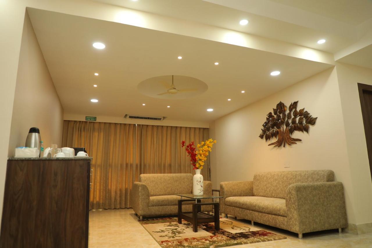 Hotel Bandhan Residency Calcuta Exterior foto